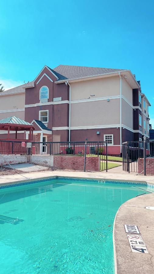 Quality Inn & Suites Augusta Fort Eisenhower Area מראה חיצוני תמונה