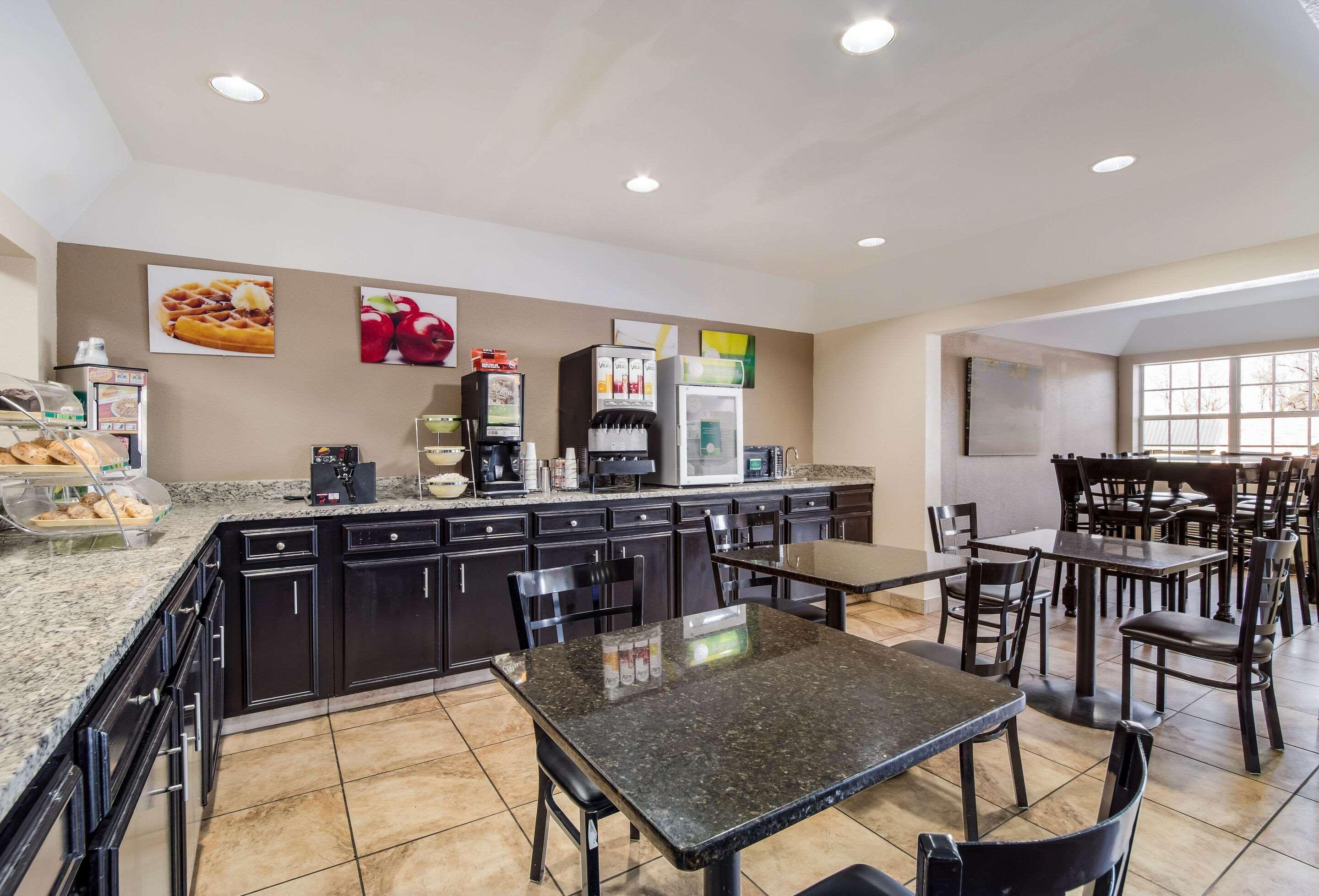 Quality Inn & Suites Augusta Fort Eisenhower Area מראה חיצוני תמונה