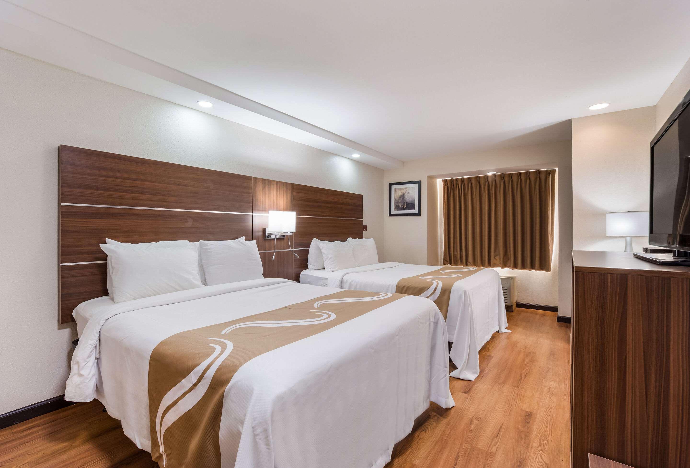 Quality Inn & Suites Augusta Fort Eisenhower Area מראה חיצוני תמונה