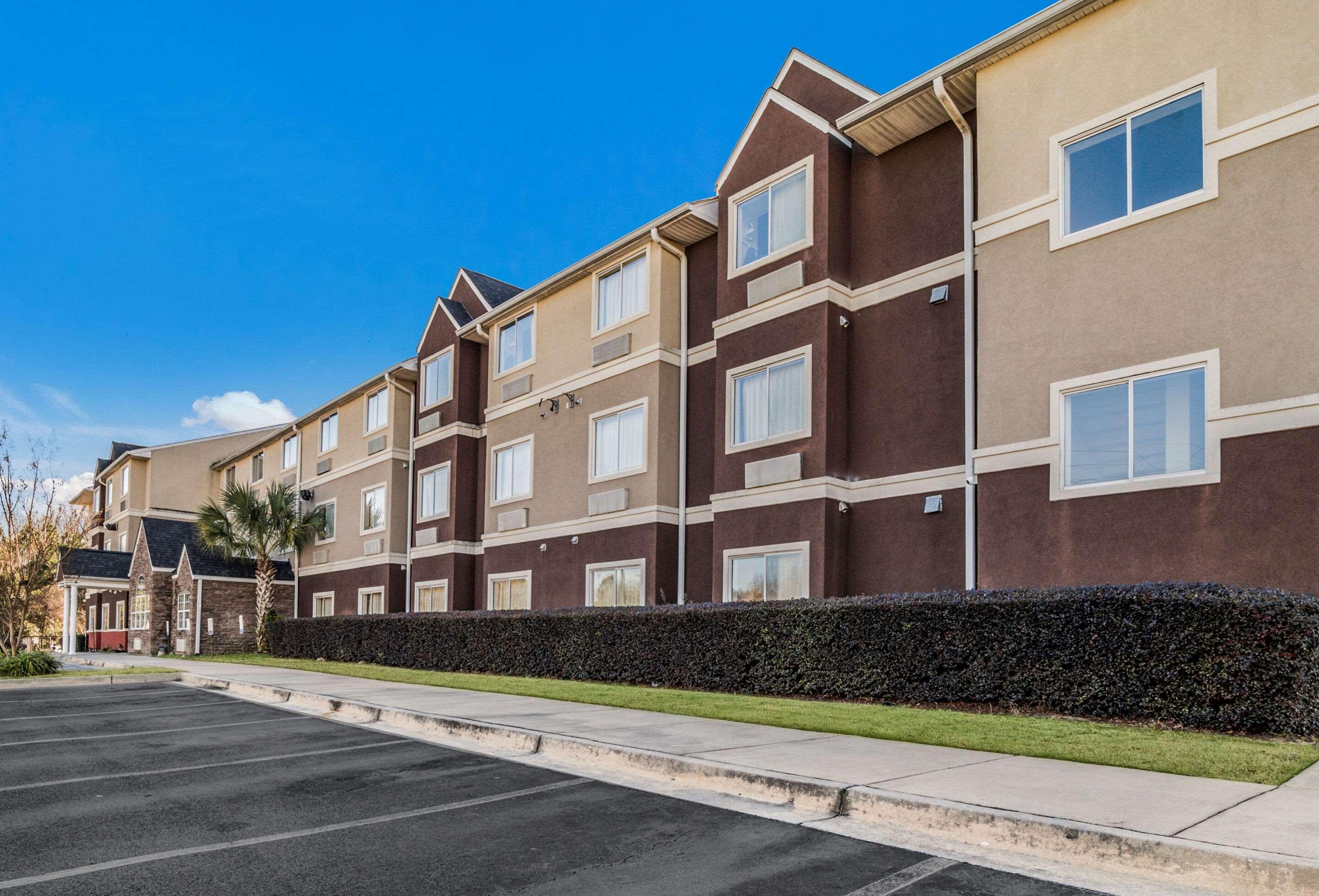 Quality Inn & Suites Augusta Fort Eisenhower Area מראה חיצוני תמונה