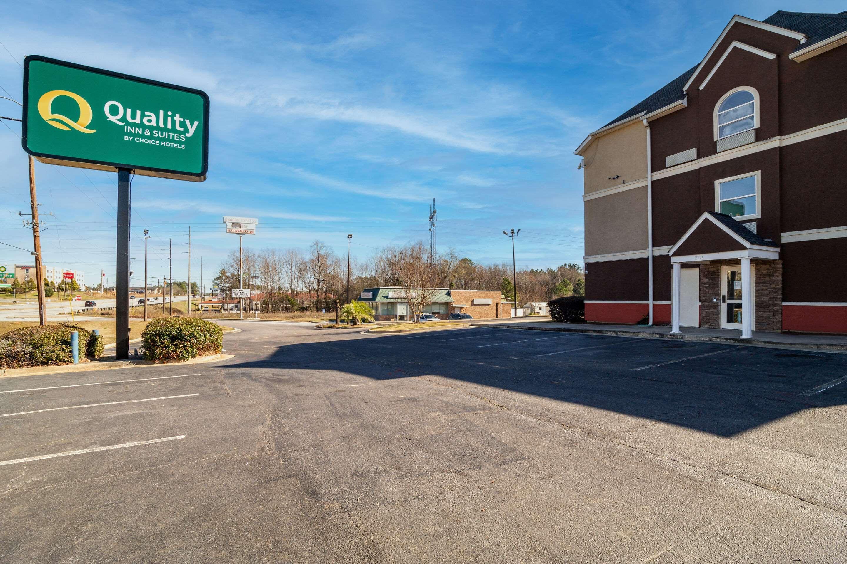 Quality Inn & Suites Augusta Fort Eisenhower Area מראה חיצוני תמונה