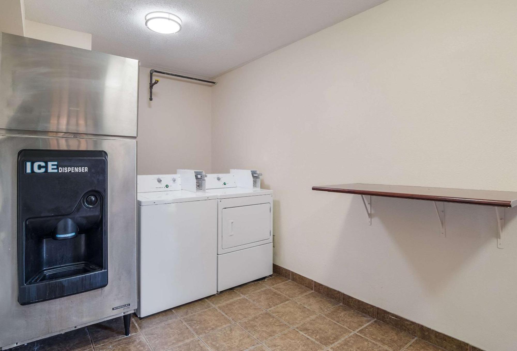 Quality Inn & Suites Augusta Fort Eisenhower Area מראה חיצוני תמונה