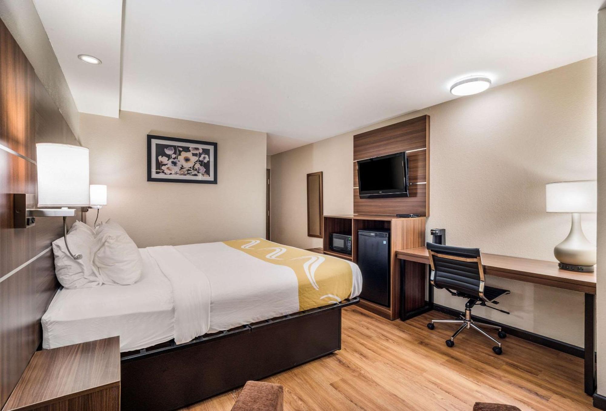 Quality Inn & Suites Augusta Fort Eisenhower Area מראה חיצוני תמונה
